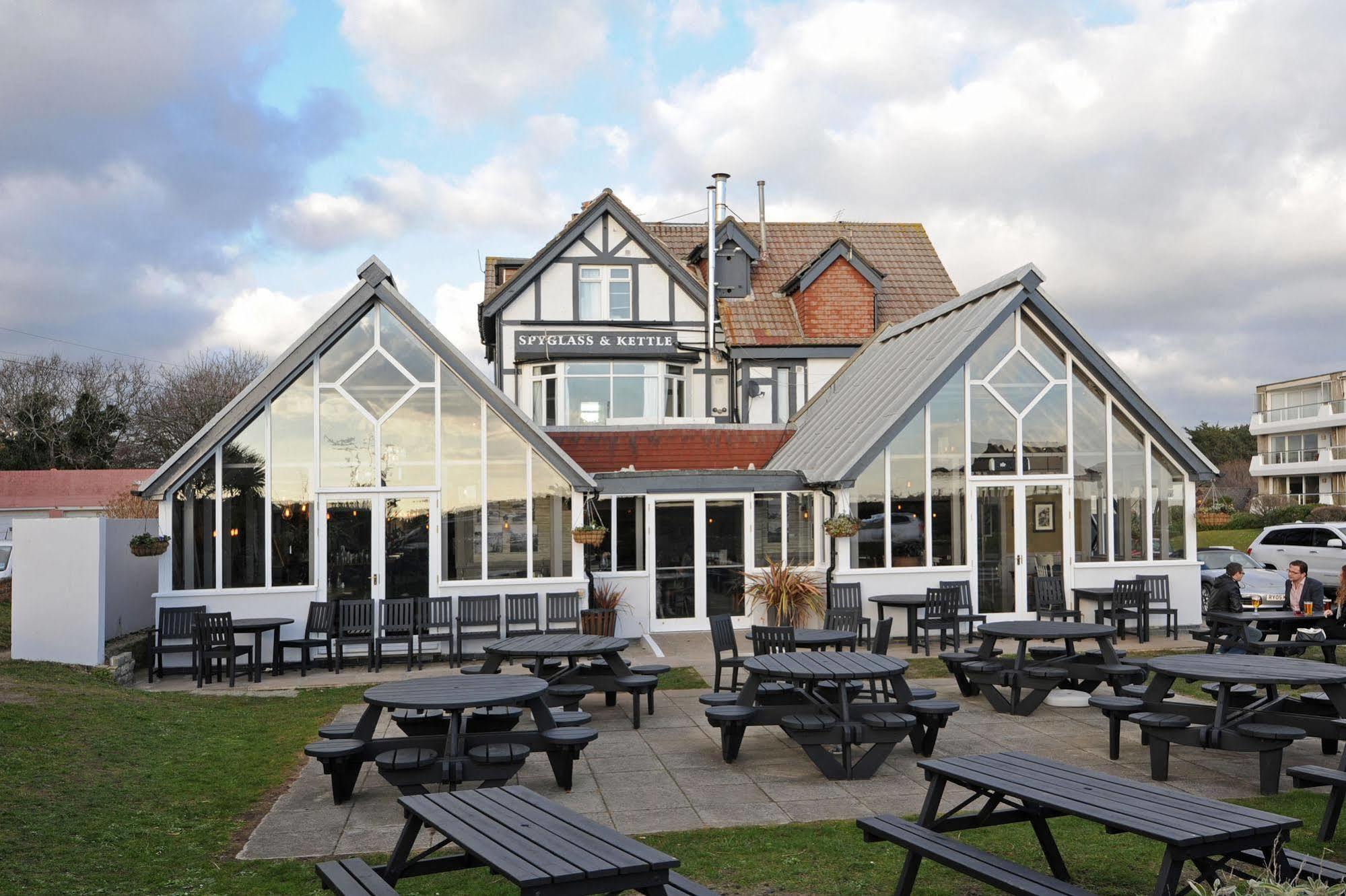 The Spyglass & Kettle By Greene King Inns Bournemouth Exterior photo